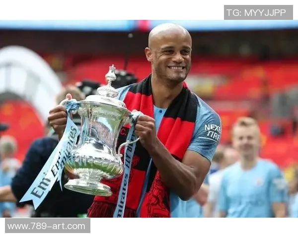 任人唯贤是孔帕尼成功之本：着力选拔17岁天才，却也狠狠地教育了他