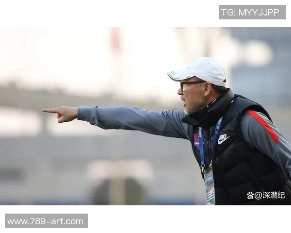 张外龙宣告脱离重庆铜梁龙，暗示下一年将回归助力球队保级